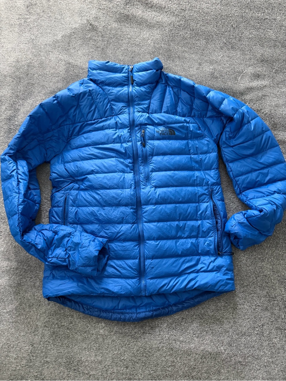 The North Face Men's Blue Lightweight Puffer Jacket